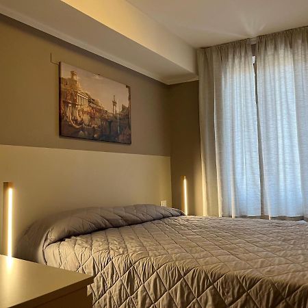 Anfite Apartments Aleardi Peschiera del Garda Exterior foto
